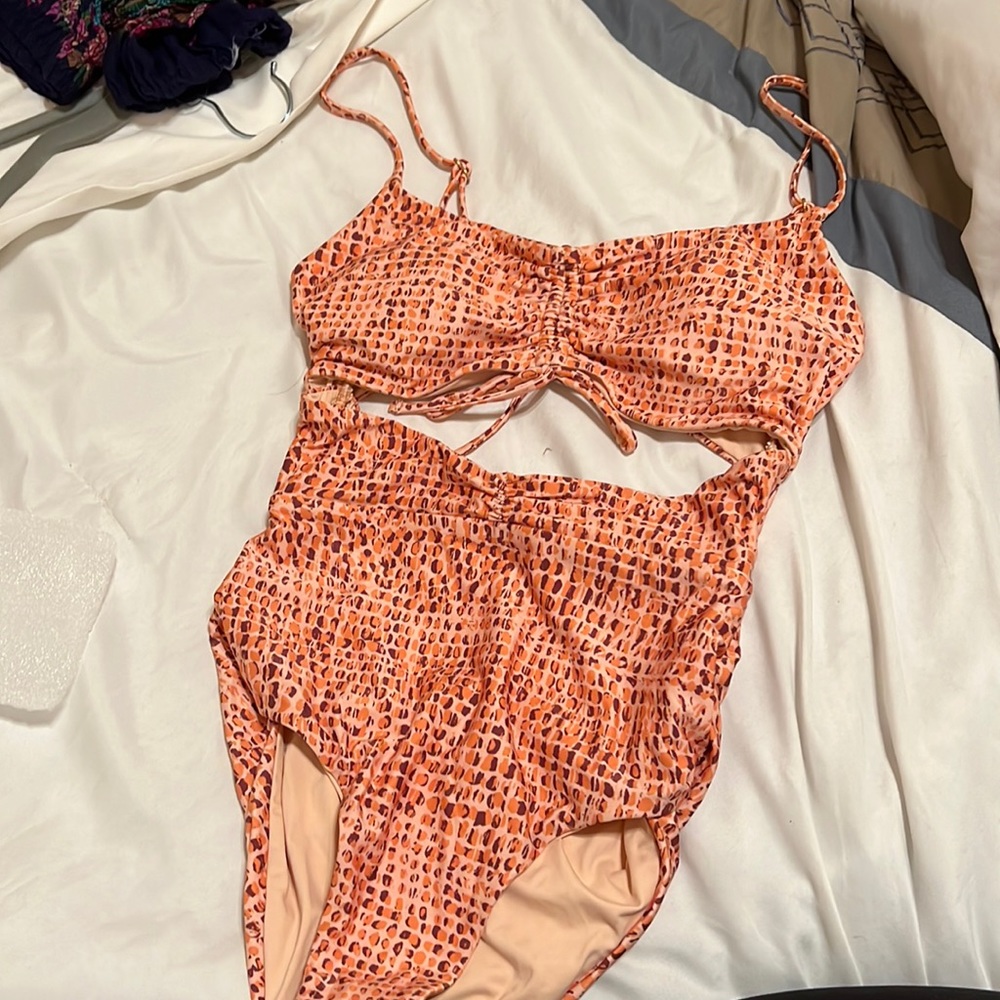 L’space one piece swim suit rumi